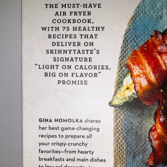 3/$25 *New*Skinnytaste Airfryer Cookbook - Picture 3 of 3